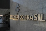 Resolução do BC proíbe bancos de cobrar juros de mercado